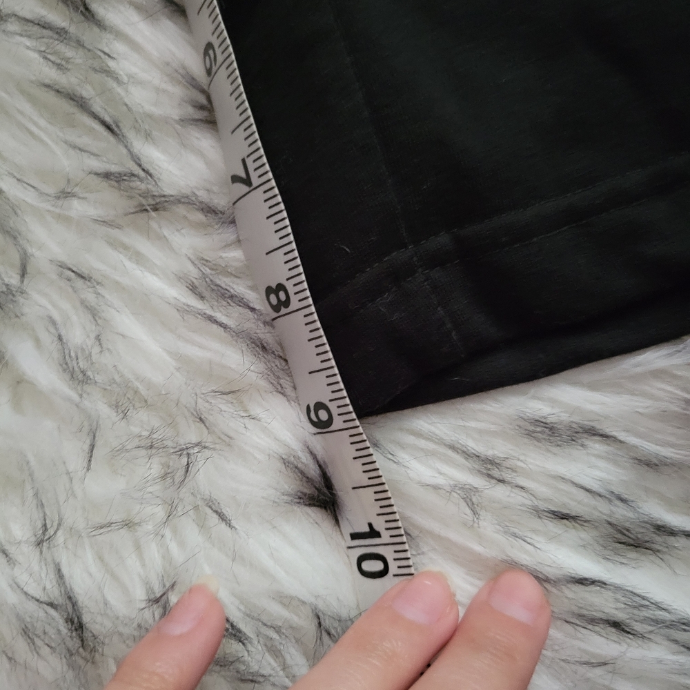 Black drawstring shorts small - Picture 4 of 8